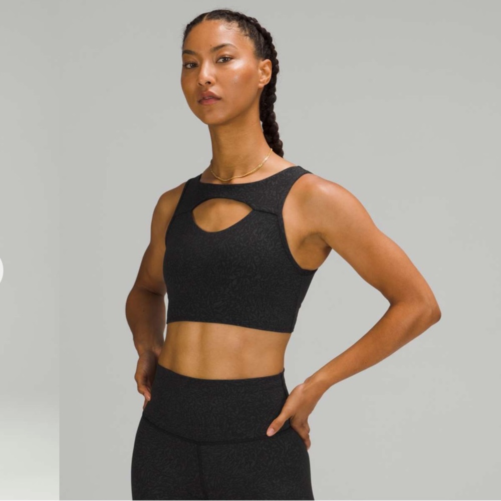 Lululemon Everlux Cut-Out Train Bra NWT